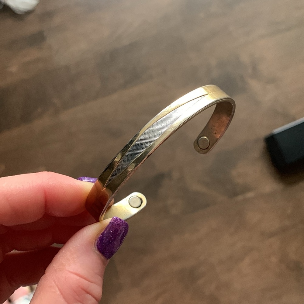 5 bracelets - Picture 10 of 12